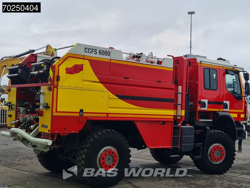 Renault CCFS 6000 4X4 Renault Thomas Sides 6000 Ltr 4x4 Euro 5 - Camión de bomberos: foto 5 Renault CCFS 6000 4X4 Renault Thomas Sides 6000 Ltr 4x4 Euro 5 - Camión de bomberos: foto 5