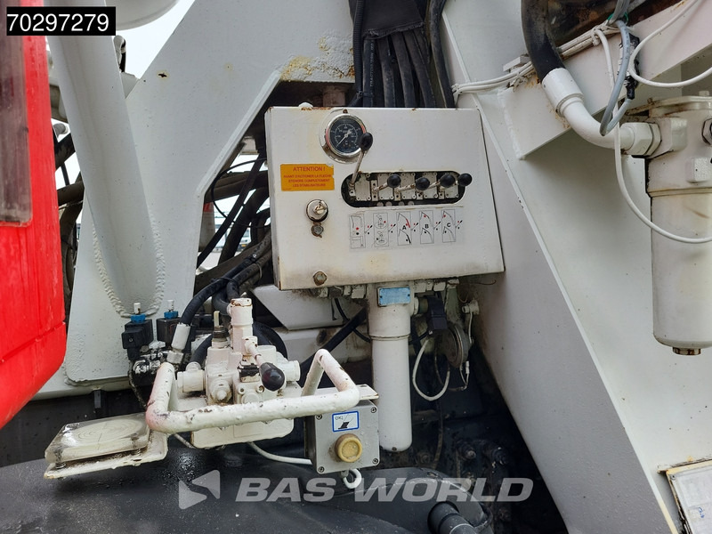 Leasing de Renault Kerax 8X4 Mecbo M3-23/100-BZ Pomp+Mixer Big-Axle Steelsuspension Euro 5 Renault Kerax 8X4 Mecbo M3-23/100-BZ Pomp+Mixer Big-Axle Steelsuspension Euro 5: foto 17 Leasing de Renault Kerax 8X4 Mecbo M3-23/100-BZ Pomp+Mixer Big-Axle Steelsuspension Euro 5 Renault Kerax 8X4 Mecbo M3-23/100-BZ Pomp+Mixer Big-Axle Steelsuspension Euro 5: foto 17