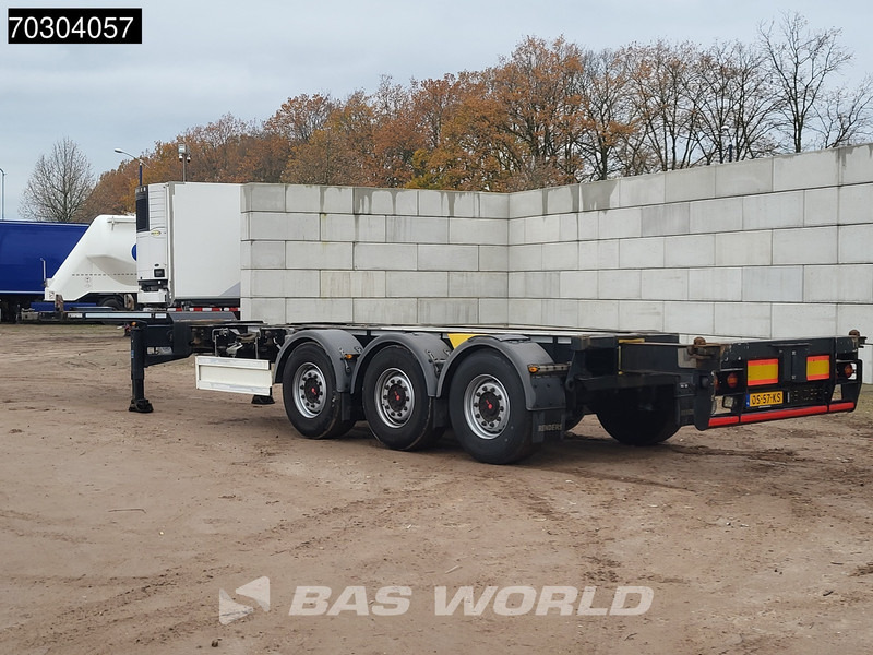Renders 800 3 axles TUV 10/26 Multi 45'ft Lifting Axle - Semirremolque portacontenedore/ Intercambiable: foto 3 Renders 800 3 axles TUV 10/26 Multi 45'ft Lifting Axle - Semirremolque portacontenedore/ Intercambiable: foto 3