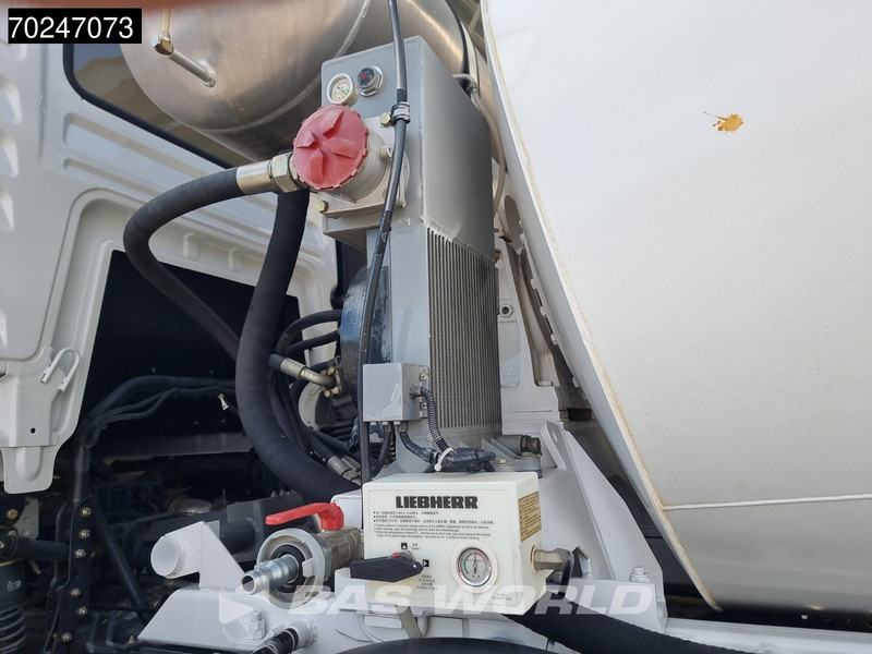 Leasing de SHACMAN M3000 S 8X4 8m3 Liebherr mixer Manual Big-Axle Steelsuspension SHACMAN M3000 S 8X4 8m3 Liebherr mixer Manual Big-Axle Steelsuspension: foto 13