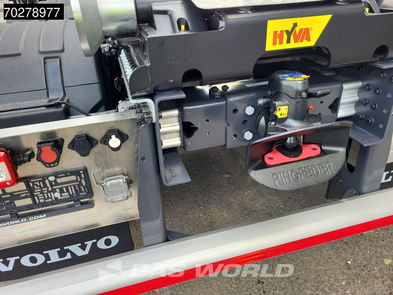 Camión multibasculante nuevo Volvo FH 540 8X4 NEW! HYVA 30-62 Heavy-Duty Lift-Steering Axle Retarder Euro 6: foto 14 Camión multibasculante nuevo Volvo FH 540 8X4 NEW! HYVA 30-62 Heavy-Duty Lift-Steering Axle Retarder Euro 6: foto 14