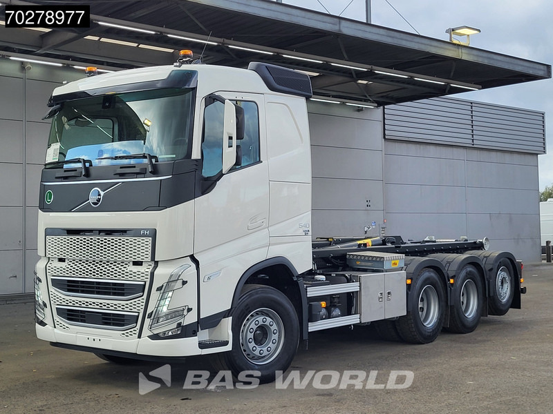 Camión multibasculante nuevo Volvo FH 540 8X4 NEW! HYVA 30-62 Heavy-Duty Lift-Steering Axle Retarder Euro 6: foto 8 Camión multibasculante nuevo Volvo FH 540 8X4 NEW! HYVA 30-62 Heavy-Duty Lift-Steering Axle Retarder Euro 6: foto 8