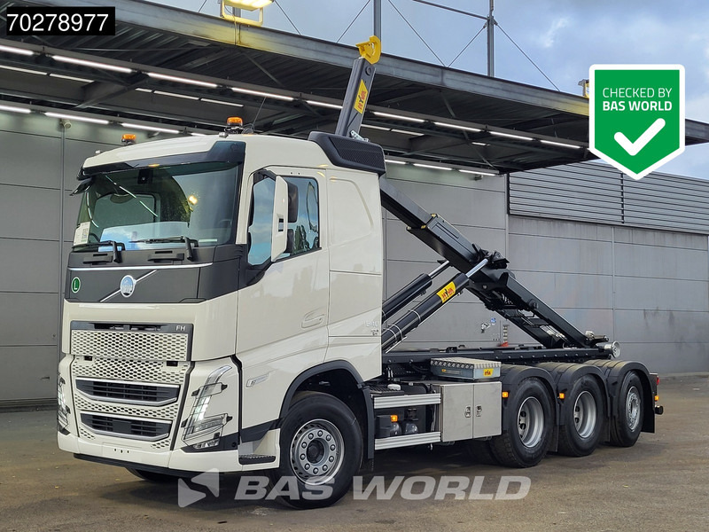 Volvo FH 540 8X4 NEW! HYVA 30-62 Heavy-Duty Lift-Steering Axle Retarder Euro 6 - Camión multibasculante: foto 1 Volvo FH 540 8X4 NEW! HYVA 30-62 Heavy-Duty Lift-Steering Axle Retarder Euro 6 - Camión multibasculante: foto 1