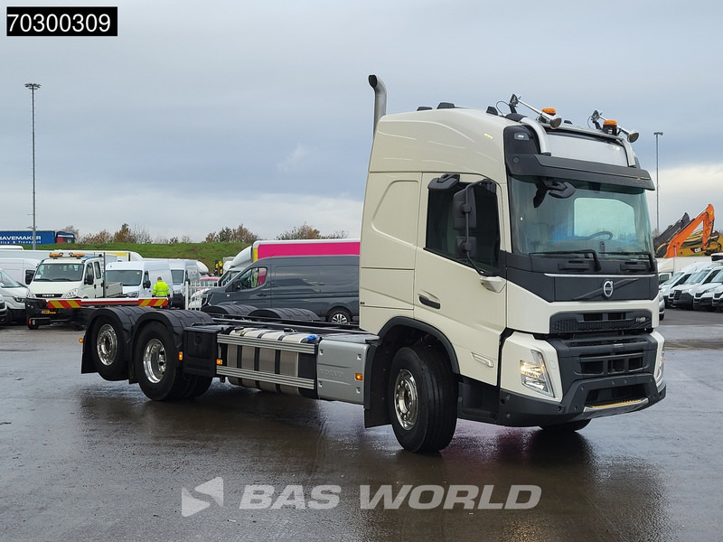Volvo FMX 540 FMX 6X2 NEW chassis! Lift+steering Axle Engine PTO Full air suspension - Camión chasis: foto 3 Volvo FMX 540 FMX 6X2 NEW chassis! Lift+steering Axle Engine PTO Full air suspension - Camión chasis: foto 3