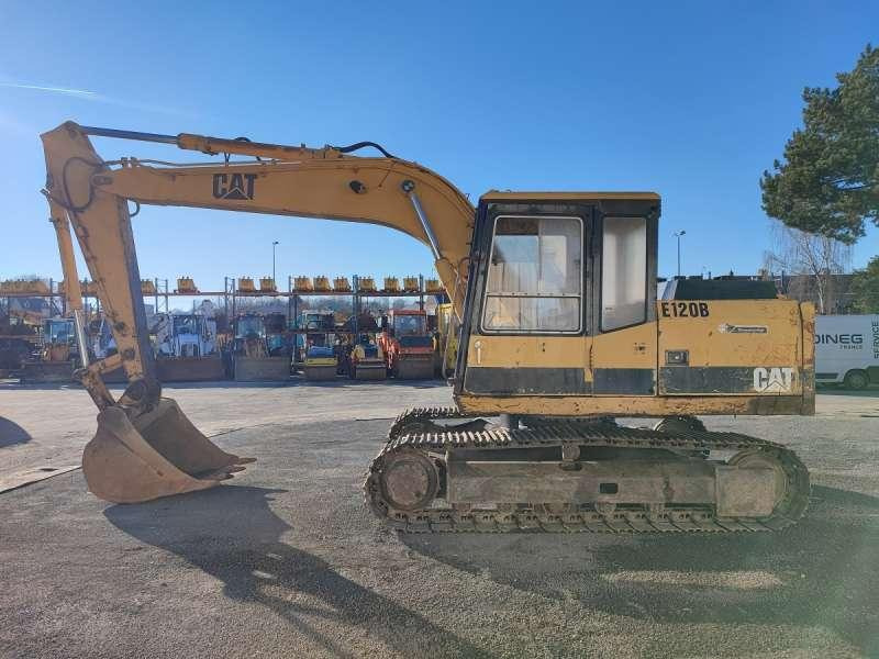 Caterpillar Pelle sur Chenilles E120B - Excavadora de cadenas: foto 4 Caterpillar Pelle sur Chenilles E120B - Excavadora de cadenas: foto 4