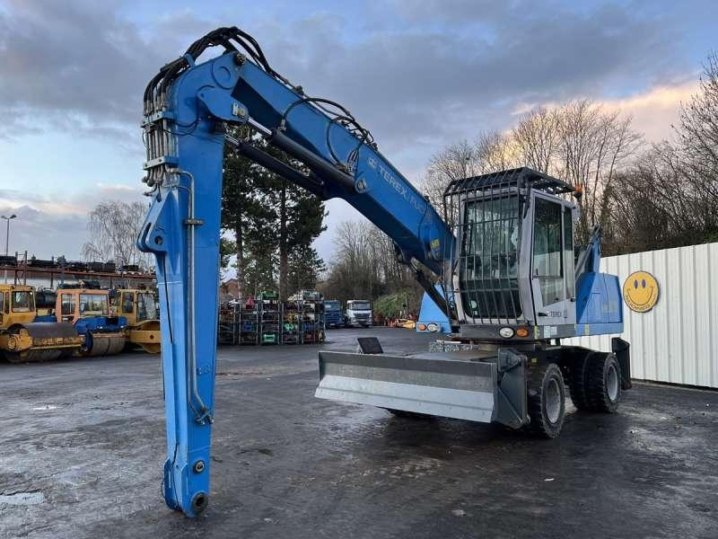 Fuchs MHL320 - Manipulador de materiales: foto 3 Fuchs MHL320 - Manipulador de materiales: foto 3
