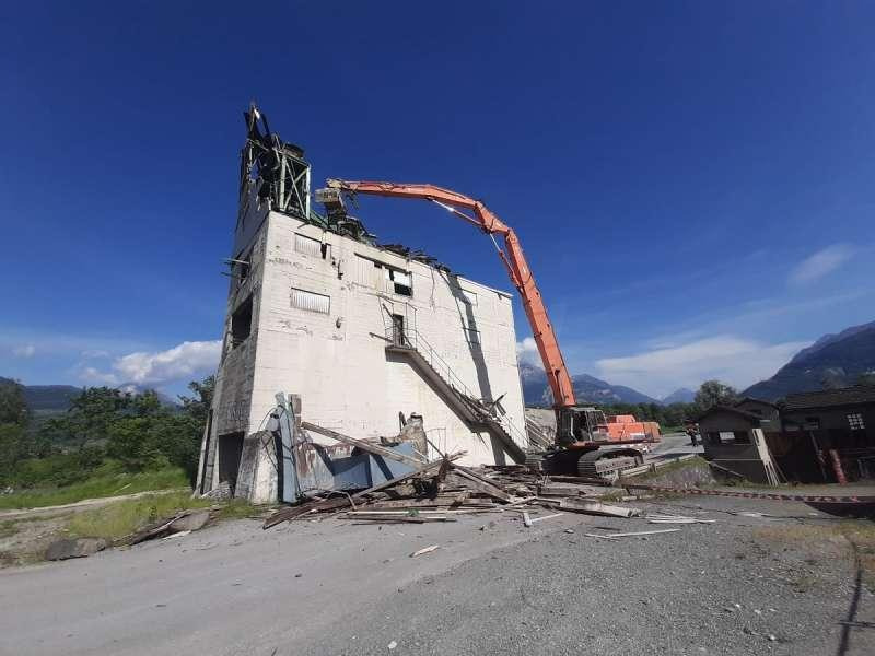 Hitachi EX400LC - Excavadora de demolición: foto 4 Hitachi EX400LC - Excavadora de demolición: foto 4