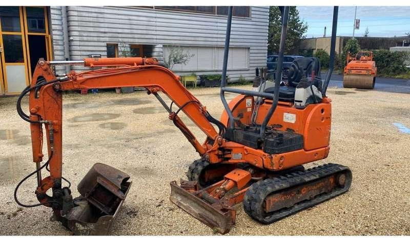 Ihi 15NX MACHINE SUISSE - Miniexcavadora: foto 3 Ihi 15NX MACHINE SUISSE - Miniexcavadora: foto 3