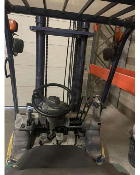 Komatsu FD25T-14 - Carretilla elevadora diésel: foto 3 Komatsu FD25T-14 - Carretilla elevadora diésel: foto 3