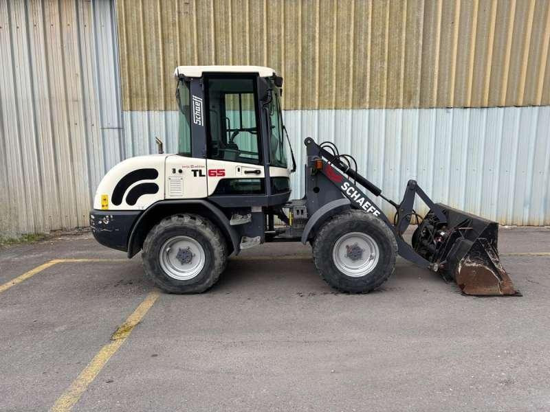 Cargadora articulada Schaeff TL65: foto 21