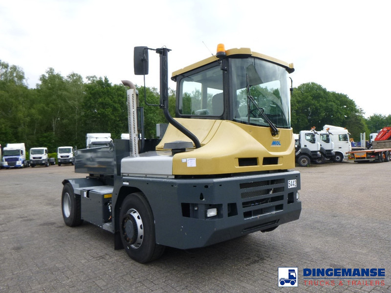 MOL RM 255 4X4 terminal drawbar tractor 150 ton - Cabeza tractora: foto 2 MOL RM 255 4X4 terminal drawbar tractor 150 ton - Cabeza tractora: foto 2