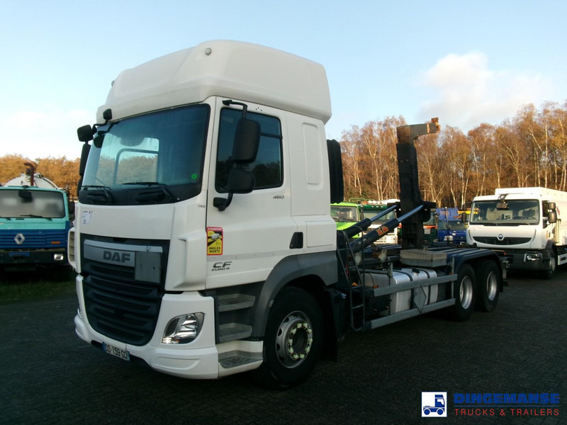 DAF CF 460 6x2 Euro 6 Hyva container hook 20 t - Camión multibasculante: foto 1 DAF CF 460 6x2 Euro 6 Hyva container hook 20 t - Camión multibasculante: foto 1