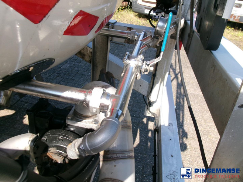 Semirremolque cisterna Feldbinder Chemical tank (non-ADR) inox 30 m3 / 1 comp + pump: foto 7 Semirremolque cisterna Feldbinder Chemical tank (non-ADR) inox 30 m3 / 1 comp + pump: foto 7