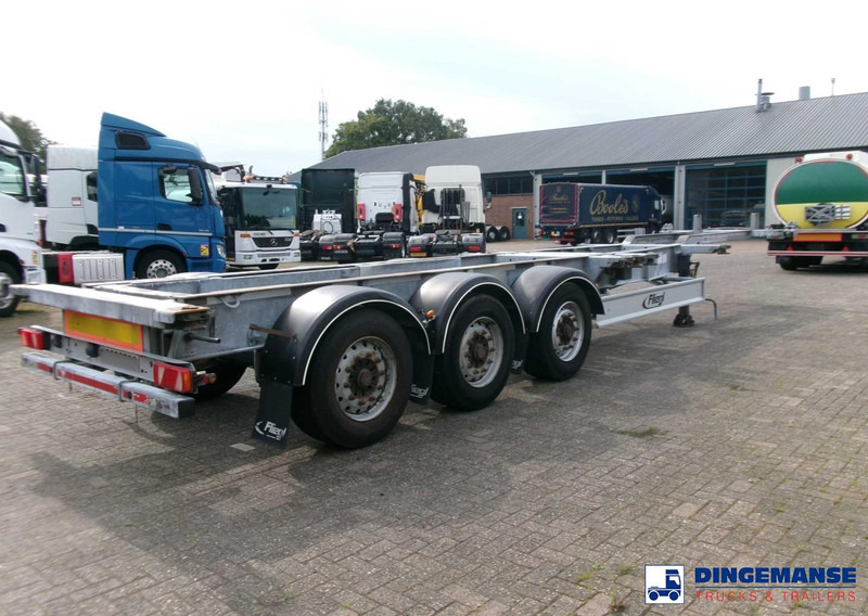 Fliegl 3-axle container trailer 45 ft - Semirremolque portacontenedore/ Intercambiable: foto 4 Fliegl 3-axle container trailer 45 ft - Semirremolque portacontenedore/ Intercambiable: foto 4