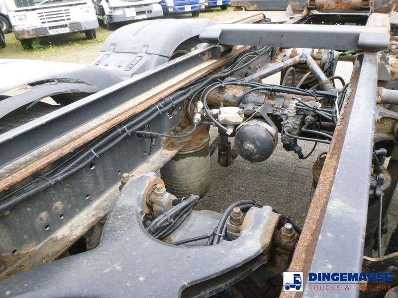 Camión chasis MAN TGS 26.360 Euro 5 6x2 chassis 20 ft + ADR: foto 9 Camión chasis MAN TGS 26.360 Euro 5 6x2 chassis 20 ft + ADR: foto 9