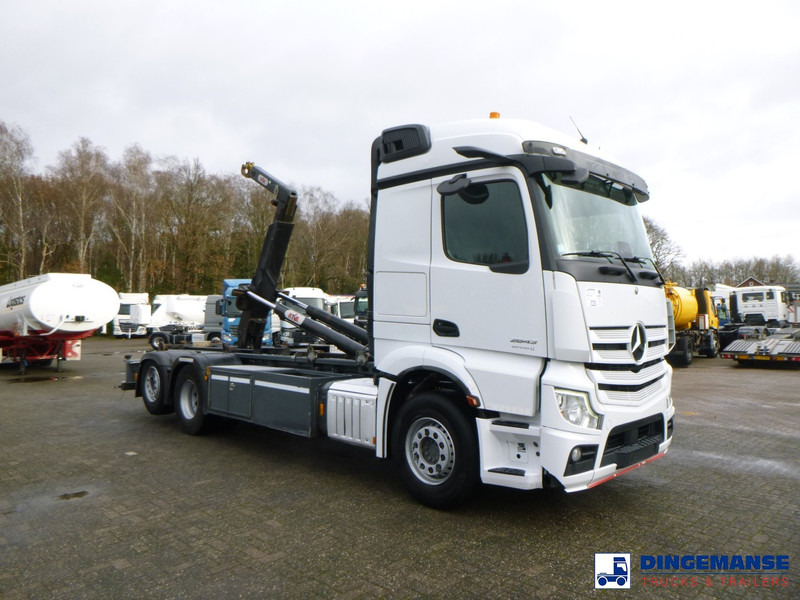 Mercedes-Benz Actros 2843 6x2 Hyva container hook 20t - Camión multibasculante: foto 2 Mercedes-Benz Actros 2843 6x2 Hyva container hook 20t - Camión multibasculante: foto 2