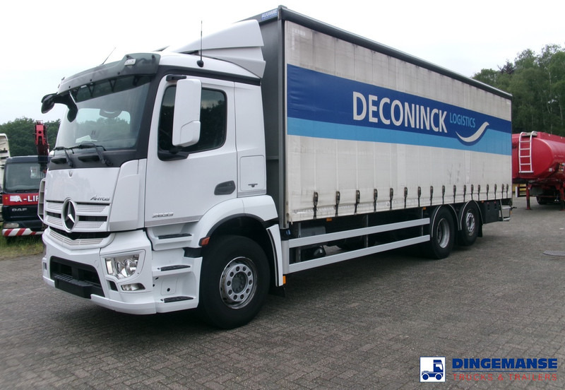 Mercedes-Benz Antos 2533L 6x2 Euro 6 curtain sider - Camión lona: foto 1 Mercedes-Benz Antos 2533L 6x2 Euro 6 curtain sider - Camión lona: foto 1