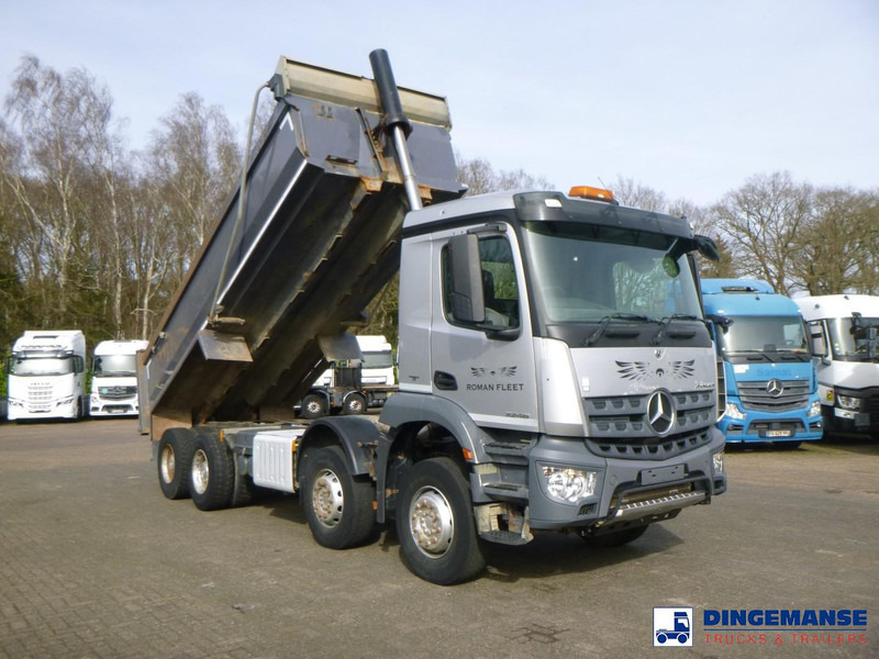 Mercedes-Benz Arocs 3246 8x4 RHD tipper - Camión volquete: foto 2 Mercedes-Benz Arocs 3246 8x4 RHD tipper - Camión volquete: foto 2
