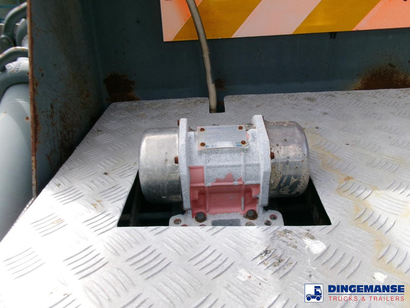 Bomba de hormigón Mercedes-Benz Atego 6x4 Sermac SCL120 concrete pump: foto 18 Bomba de hormigón Mercedes-Benz Atego 6x4 Sermac SCL120 concrete pump: foto 18