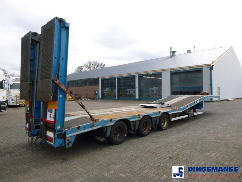 Nooteboom 3-axle lowbed trailer 41T OSDS 41-03 - Semirremolque góndola rebajadas: foto 4 Nooteboom 3-axle lowbed trailer 41T OSDS 41-03 - Semirremolque góndola rebajadas: foto 4