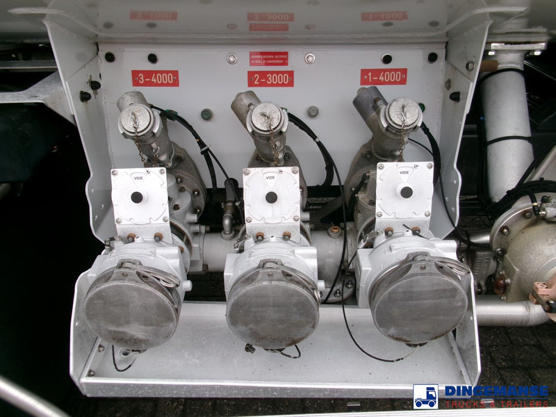 Camión cisterna Renault Midlum 280 Dxi 4x2 fuel tank 11.3 m3 / 3 comp: foto 9