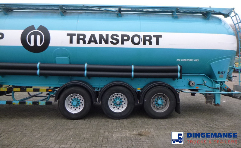 SPITZER Powder tank alu 63 m3 (tipping) - Semirremolque cisterna: foto 5 SPITZER Powder tank alu 63 m3 (tipping) - Semirremolque cisterna: foto 5