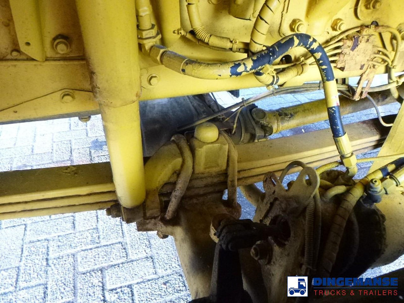 Máquina quitanieve Scania P114-340 CB 6X6 RHD gritter / snow plough: foto 17 Máquina quitanieve Scania P114-340 CB 6X6 RHD gritter / snow plough: foto 17