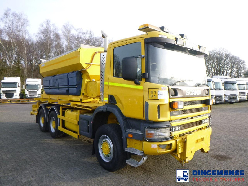 Scania P114-340 CB 6X6 RHD gritter / snow plough - Máquina quitanieve: foto 2 Scania P114-340 CB 6X6 RHD gritter / snow plough - Máquina quitanieve: foto 2