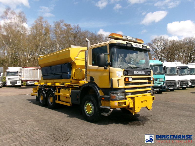 Scania P114-340 CB 6X6 RHD gritter / snow plough - Máquina quitanieve: foto 2 Scania P114-340 CB 6X6 RHD gritter / snow plough - Máquina quitanieve: foto 2