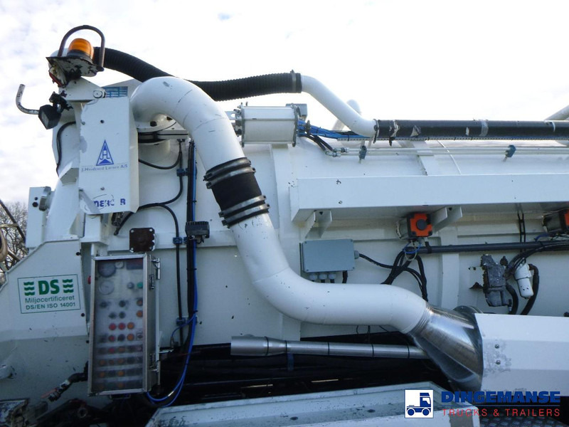 Scania P124-420 6x2 vacuum tank 10.5 m3 - Limpieza de alcantarillado: foto 5 Scania P124-420 6x2 vacuum tank 10.5 m3 - Limpieza de alcantarillado: foto 5