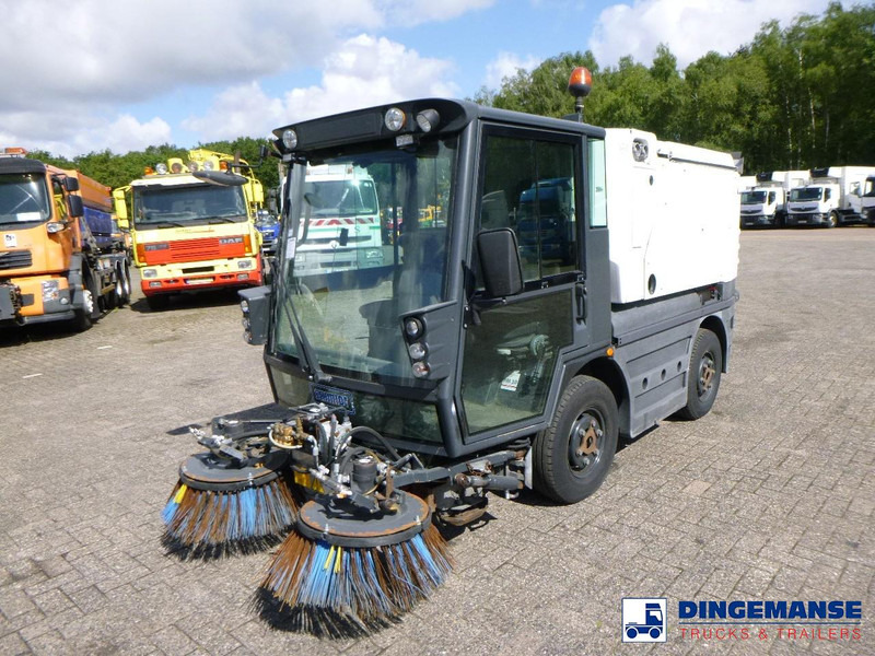 Schmidt Compact 200 street sweeper - Barredora vial: foto 1 Schmidt Compact 200 street sweeper - Barredora vial: foto 1