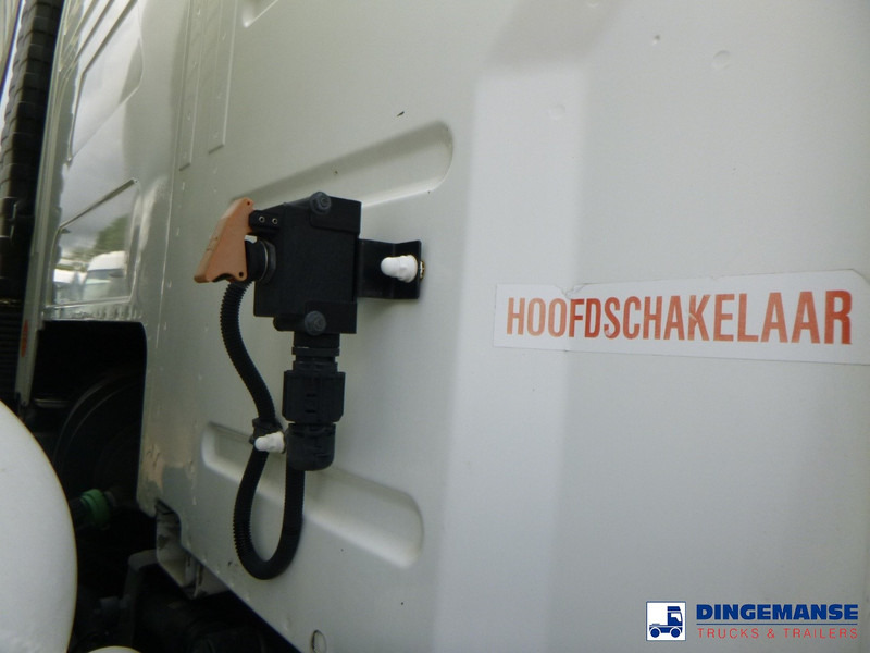 Camión cisterna Volvo FH 460 6x2 fuel tank 23.6 m3 / 4 comp: foto 13