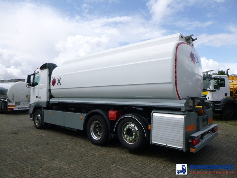 Volvo FH 460 6x2 fuel tank 23.6 m3 / 4 comp - Camión cisterna: foto 4 Volvo FH 460 6x2 fuel tank 23.6 m3 / 4 comp - Camión cisterna: foto 4