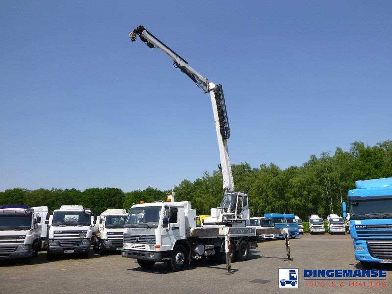 Volvo FL10 6x4 + Palfinger PK680TK - Camión grúa: foto 5 Volvo FL10 6x4 + Palfinger PK680TK - Camión grúa: foto 5