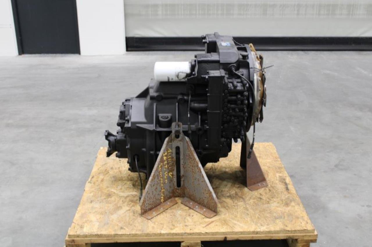 Dana 13.9TE10313-20 - Transmisión para Equipo de manutención: foto 2 Dana 13.9TE10313-20 - Transmisión para Equipo de manutención: foto 2