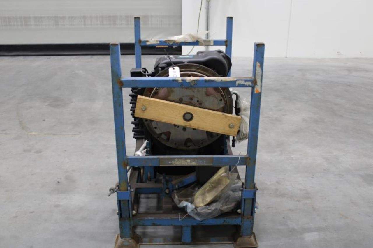 Dana 13.9TE10313-25 - Transmisión para Equipo de manutención: foto 4 Dana 13.9TE10313-25 - Transmisión para Equipo de manutención: foto 4