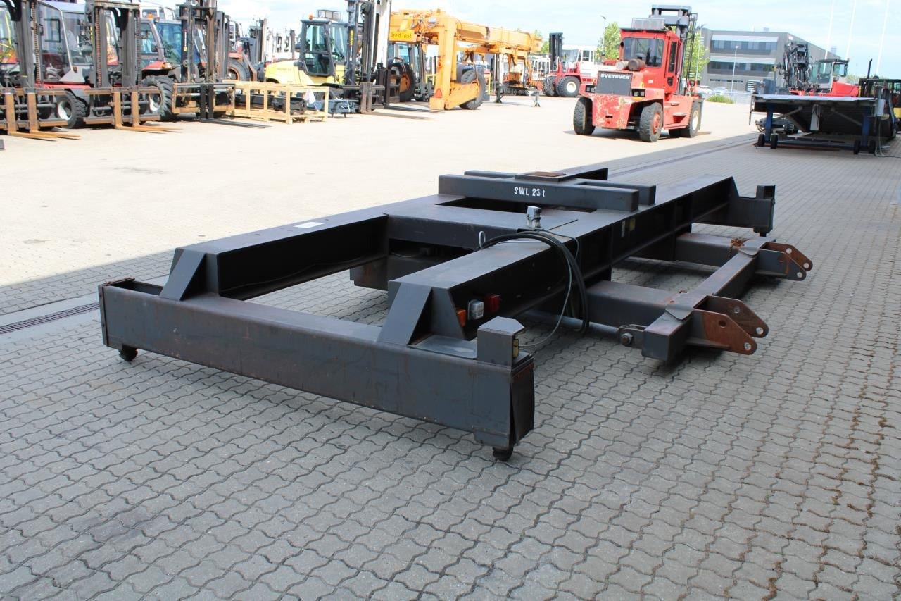 ELME 320 - Equipo portuario: foto 2 ELME 320 - Equipo portuario: foto 2