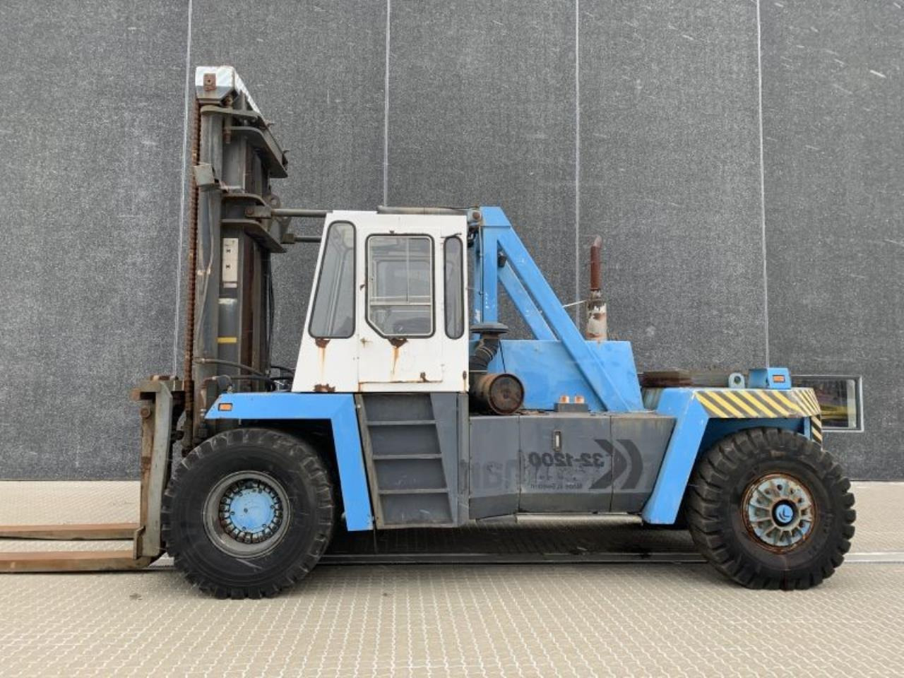 Kalmar DCB32-1200 - Carretilla elevadora diésel: foto 1 Kalmar DCB32-1200 - Carretilla elevadora diésel: foto 1