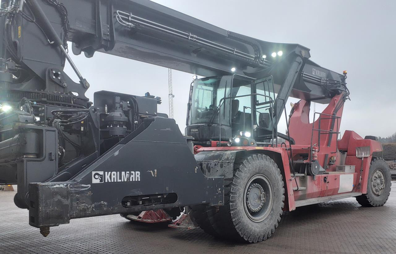 Kalmar DRG450-75C5XS - Reach stacker: foto 1 Kalmar DRG450-75C5XS - Reach stacker: foto 1