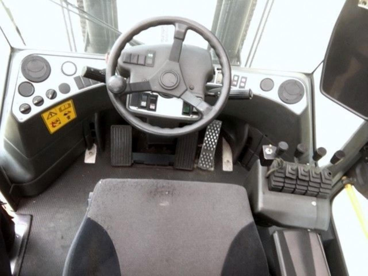 Kalmar ECD80-6 - Carretilla elevadora eléctrica: foto 4 Kalmar ECD80-6 - Carretilla elevadora eléctrica: foto 4