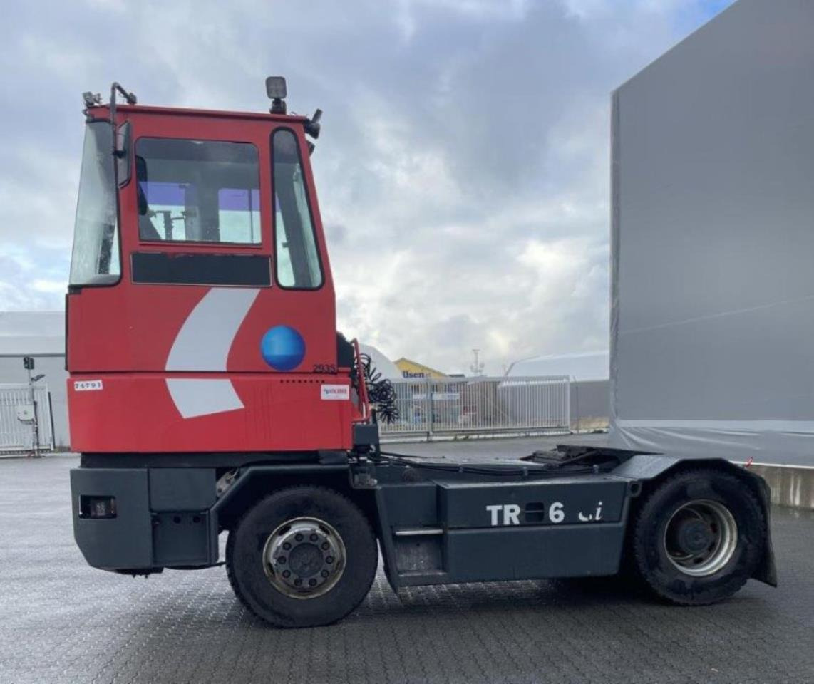 Tractor industrial Kalmar TR618I: foto 1