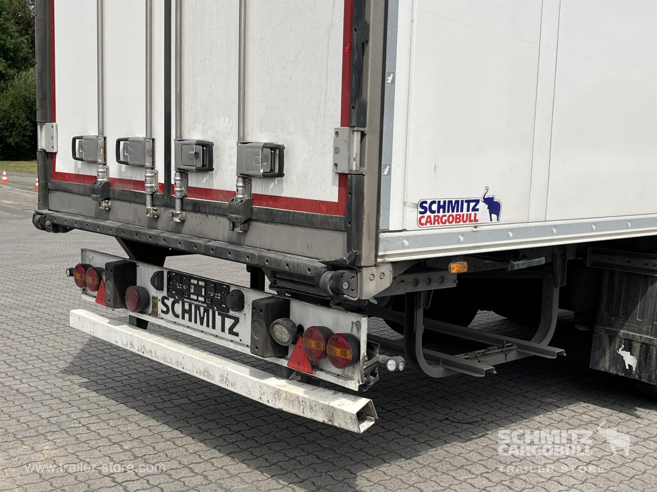SCHMITZ Auflieger Tiefkühler Standard Double deck - Semirremolque isotérmico: foto 4 SCHMITZ Auflieger Tiefkühler Standard Double deck - Semirremolque isotérmico: foto 4