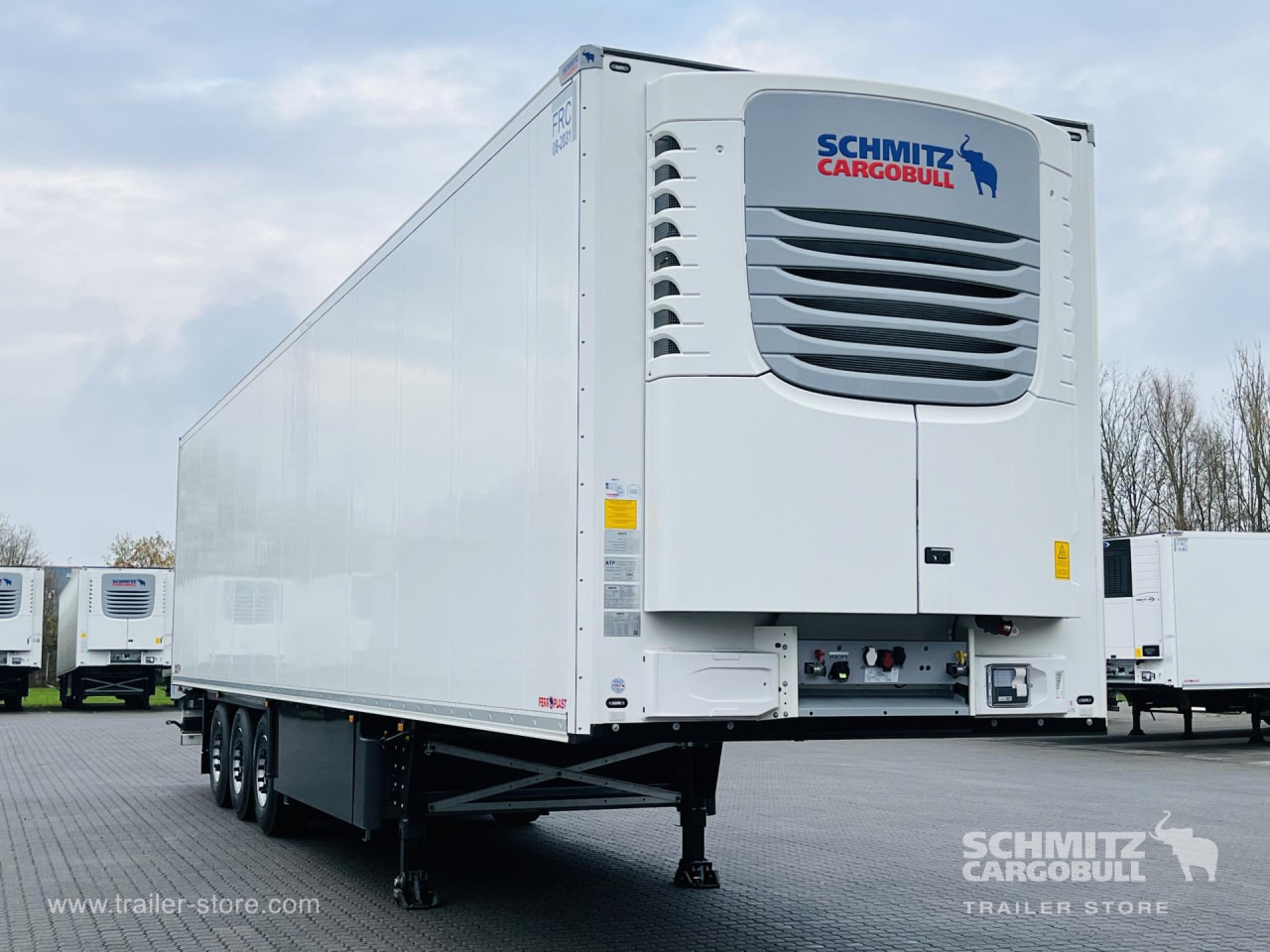 SCHMITZ Auflieger Tiefkühler Standard Double deck - Semirremolque isotérmico: foto 1 SCHMITZ Auflieger Tiefkühler Standard Double deck - Semirremolque isotérmico: foto 1