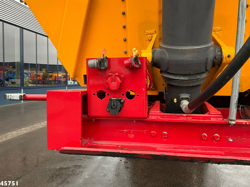 DAF FTG XF 530 6x2 Euro 6 ZF Intarder Kiphydrauliek + OVA 2-assige kipoplegger 32m³ - Cabeza tractora: foto 4 DAF FTG XF 530 6x2 Euro 6 ZF Intarder Kiphydrauliek + OVA 2-assige kipoplegger 32m³ - Cabeza tractora: foto 4