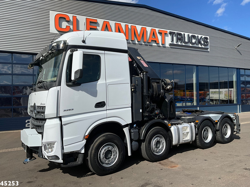 Mercedes-Benz Arocs 3253 8x4 Hiab 105 Tonmeter laadkraan - Cabeza tractora: foto 3 Mercedes-Benz Arocs 3253 8x4 Hiab 105 Tonmeter laadkraan - Cabeza tractora: foto 3