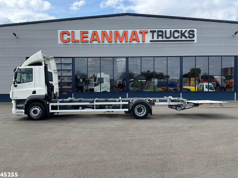 DAF FA CF 340 Euro 6 BDF met DHollandia laadklep - Camión portacontenedore/ Intercambiable: foto 2 DAF FA CF 340 Euro 6 BDF met DHollandia laadklep - Camión portacontenedore/ Intercambiable: foto 2