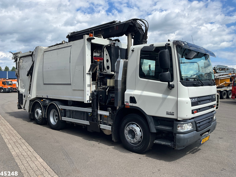 DAF FAN 75 CF 250 Hiab 21 Tonmeter laadkraan + weegsysteem - Camión de basura: foto 3 DAF FAN 75 CF 250 Hiab 21 Tonmeter laadkraan + weegsysteem - Camión de basura: foto 3
