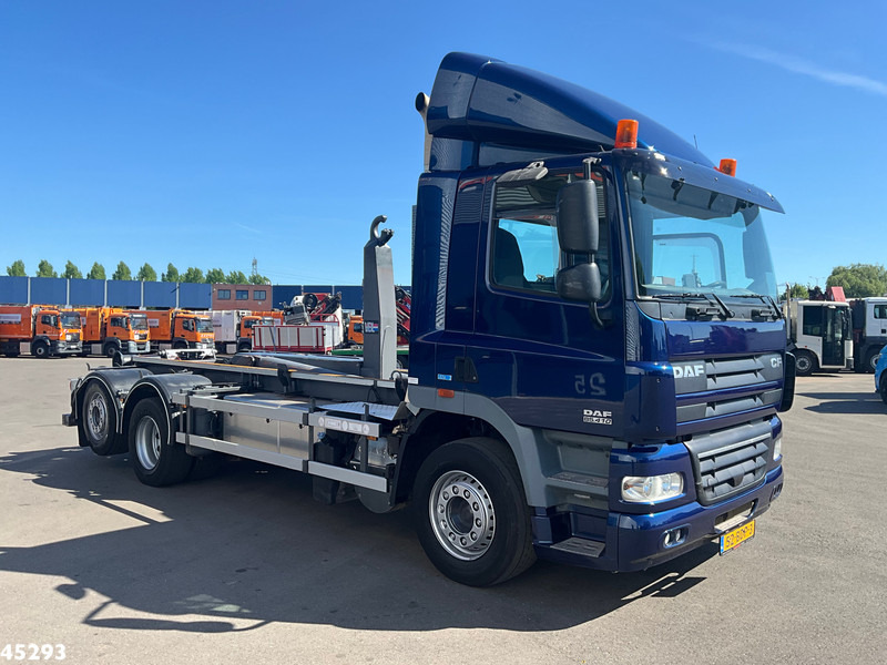 DAF FAN 85 CF 410 VDL 21 Ton haakarmsysteem - Camión multibasculante: foto 5 DAF FAN 85 CF 410 VDL 21 Ton haakarmsysteem - Camión multibasculante: foto 5