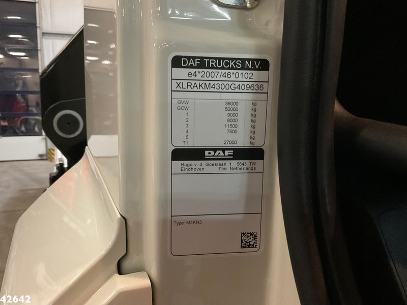 Camión multibasculante, Camión grúa DAF FAQ CF 430 HMF 28 Tonmeter laadkraan: foto 17