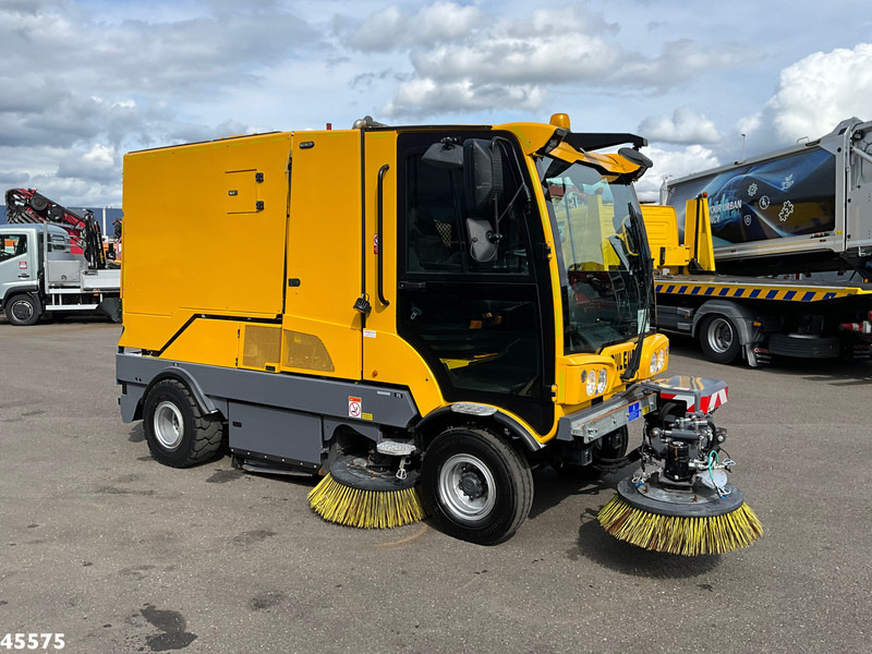 Dulevo 3000 Euro 6 with 3-rd brush - Barredora vial: foto 4 Dulevo 3000 Euro 6 with 3-rd brush - Barredora vial: foto 4